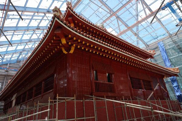 正殿外観の完成 