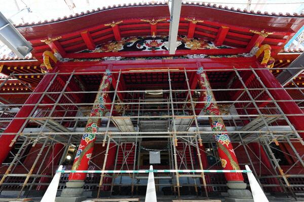 正殿外観の完成 