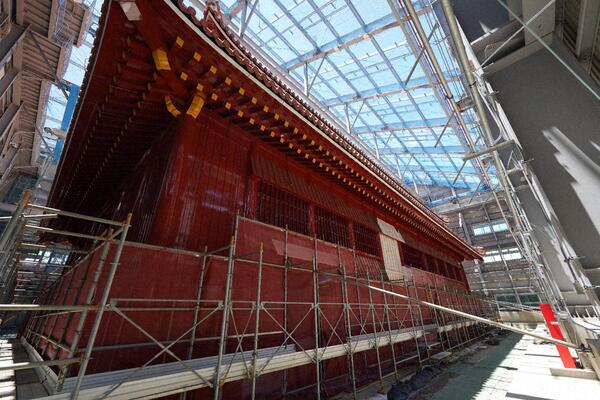 正殿外観の完成 