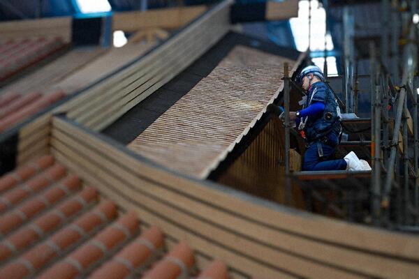 外壁　塗装作業 