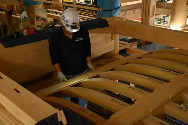 1階御差床　天井板取付 