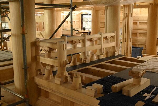 1階御差床　龍柱・高欄仮合せ 