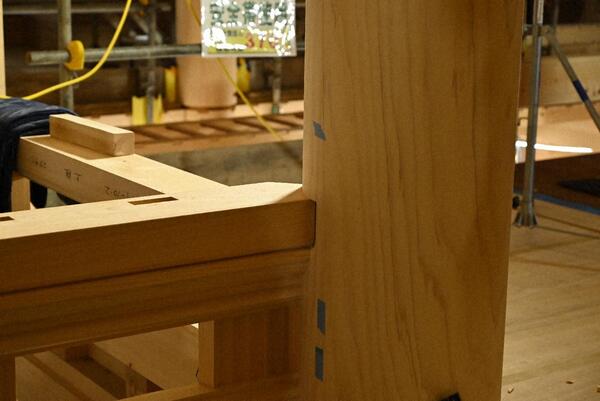 1階御差床　地覆取付け 