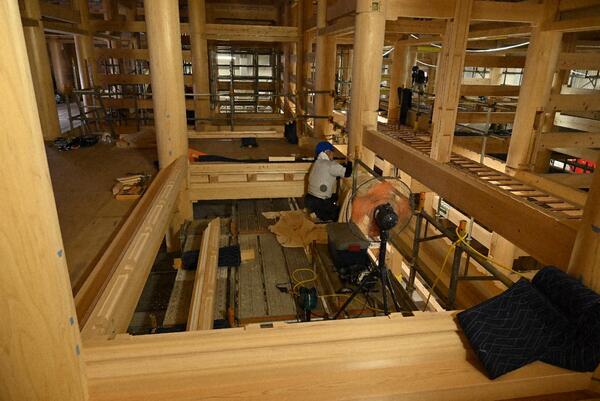 1階御差床　下框取付け 