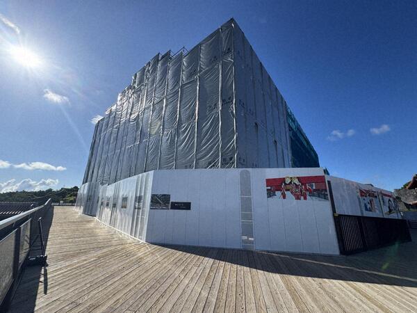 素屋根解体過程（2025年6月） 