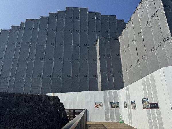 素屋根解体過程（2025年7月） 