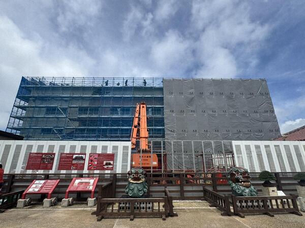 素屋根解体過程（2025年7月） 