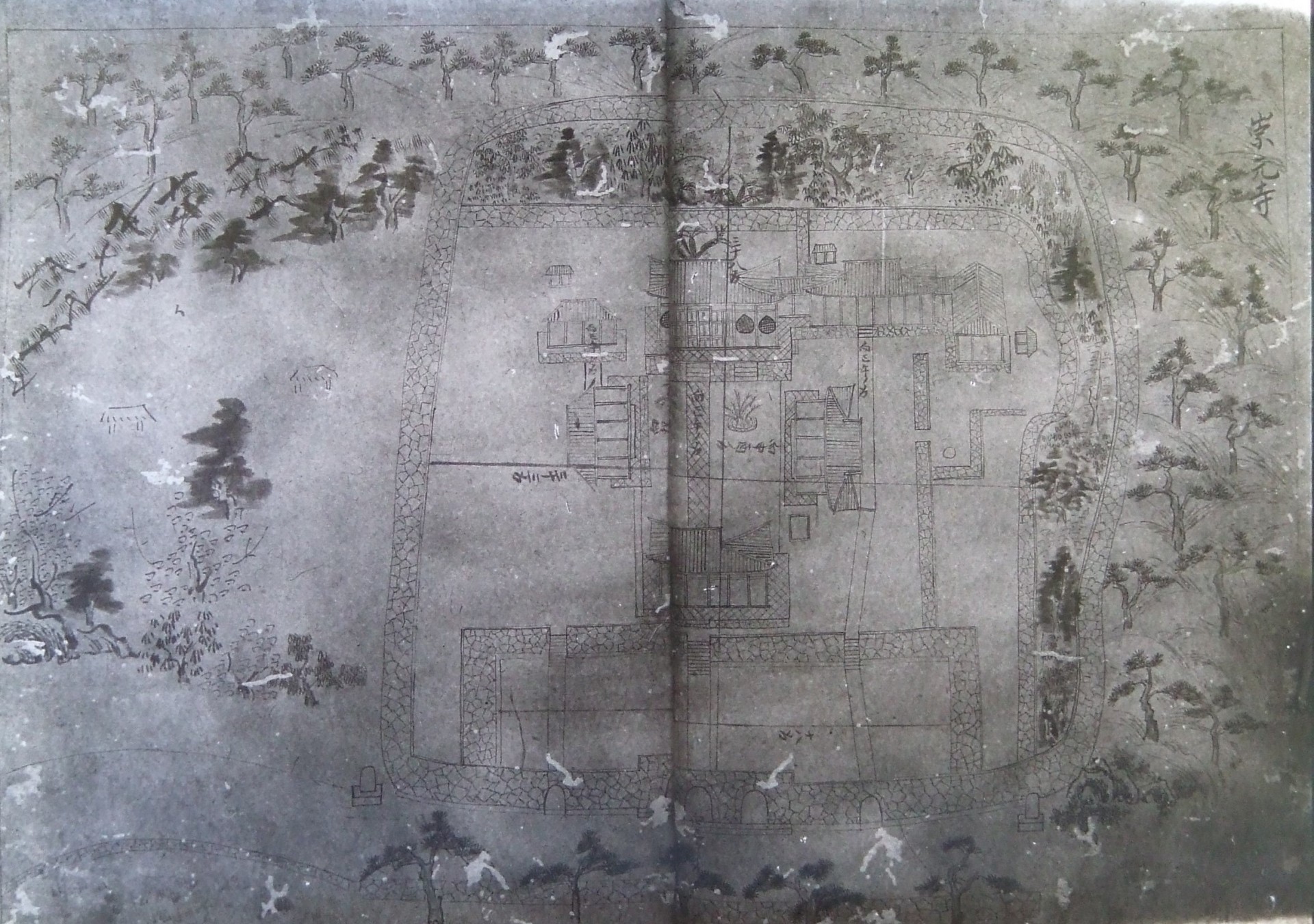 貴重な戦前の首里城写真を展示中！「森政三（もり まさぞう）古写真展