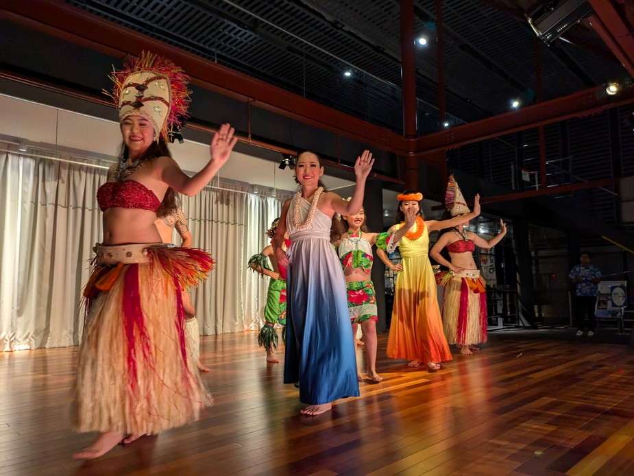 【NR】10月11日(土)開催　海洋文化館イベント　南の文化ステージ「フラダンス」