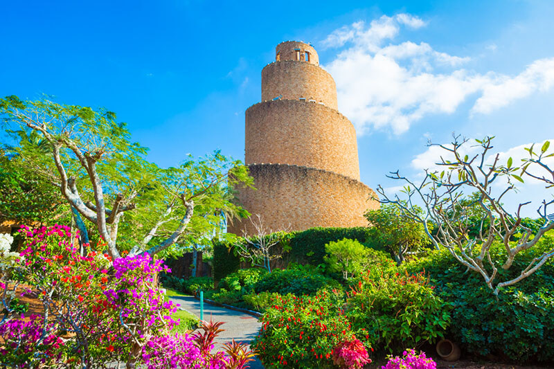 The symbolic tower of Tropical Dream Center is 36 meters (118ft.) in height.