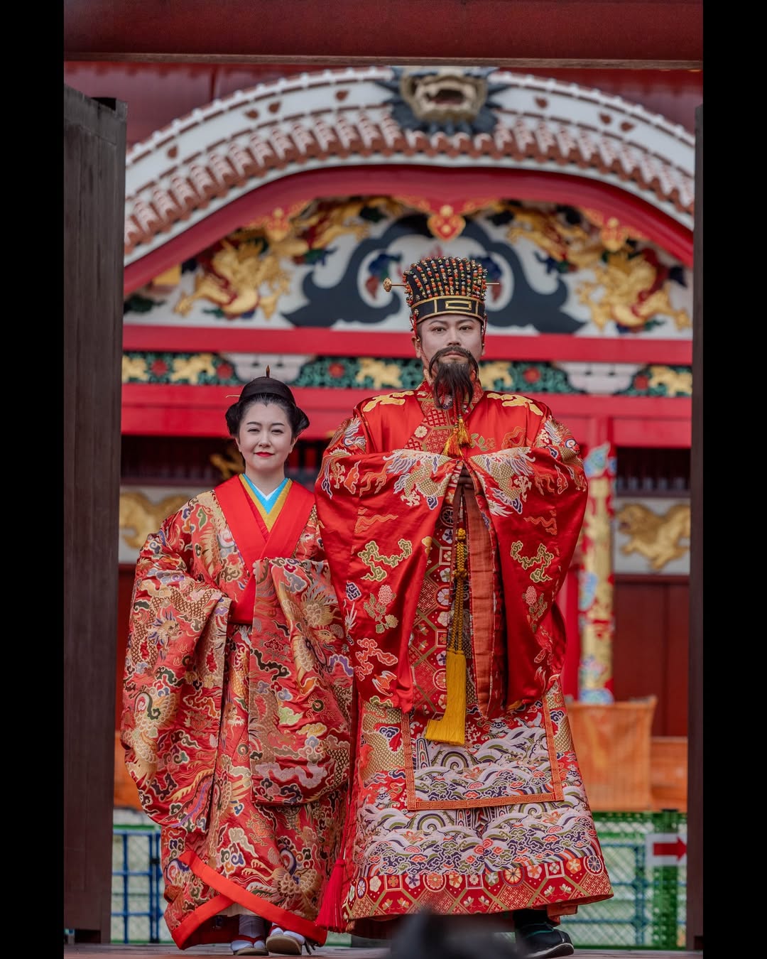 正殿と国王・王妃